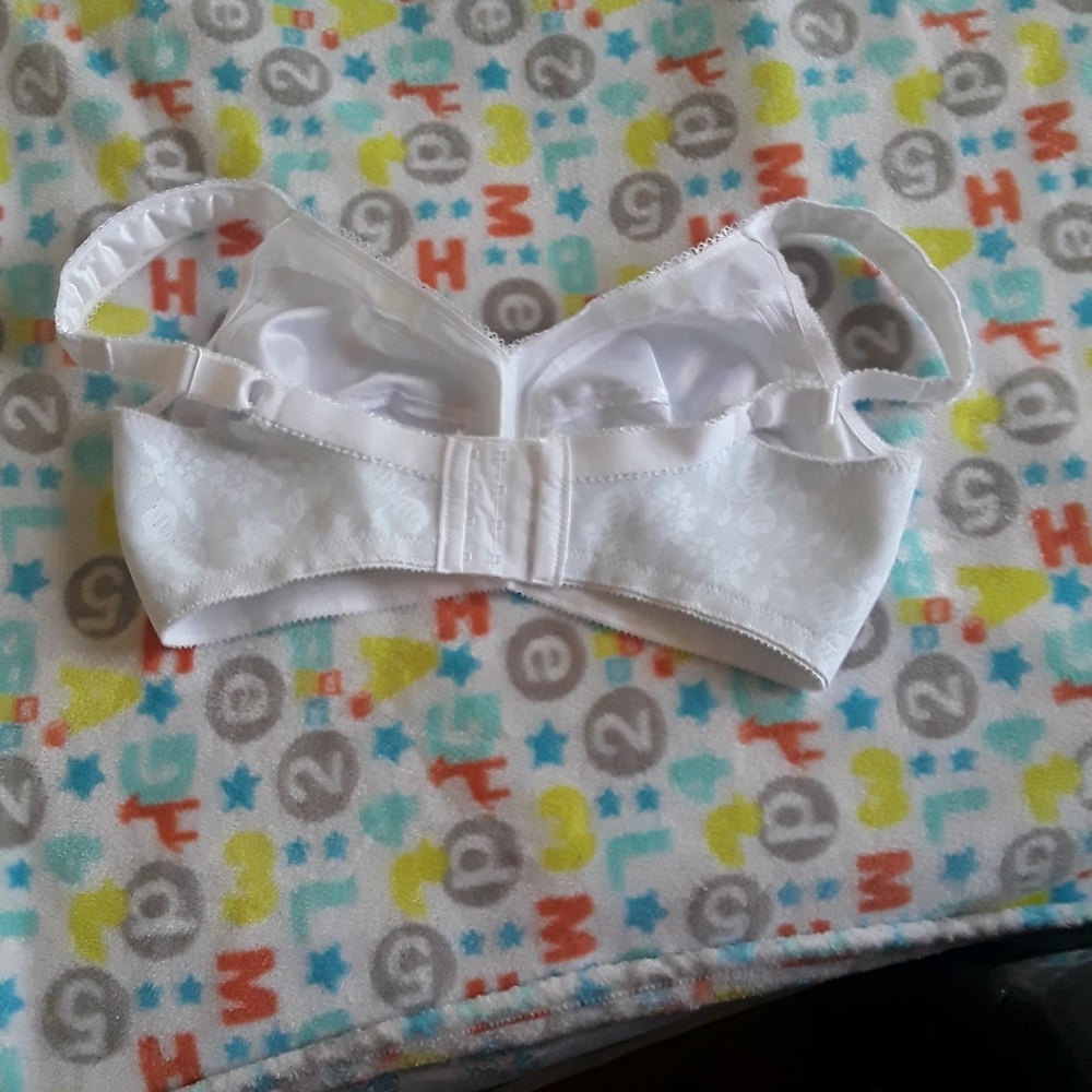 White braw with lace black